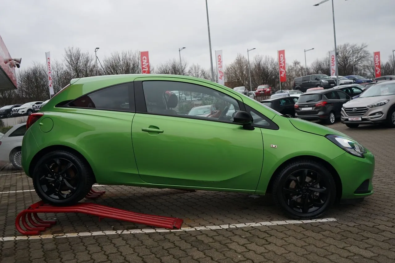 Opel Corsa 1.4 Turbo Color Edition...  Image 2