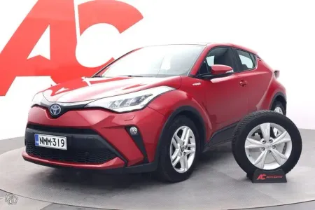 Toyota C-HR 1,8 Hybrid Active Edition - 1.omistaja / Vetokoukku / Lohko- ja sisäpistoke / Täydellinen merkkiliikkeen huoltokirja