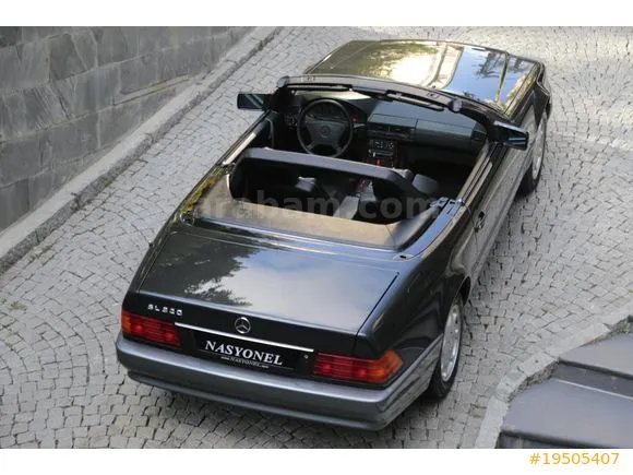 Mercedes - Benz SL 320 Image 7