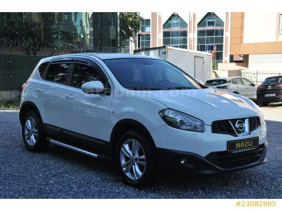 Nissan Qashqai 1.6 Tekna Image 8