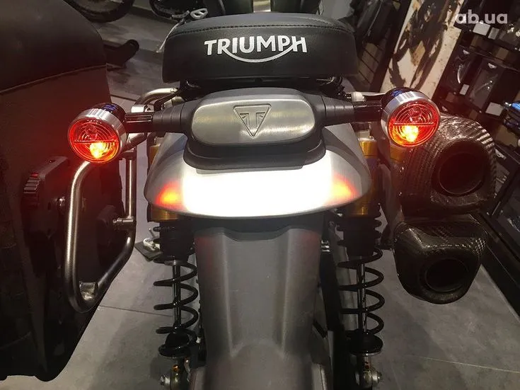 Triumph Scrambler Image 6